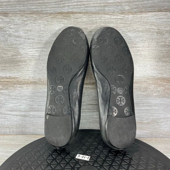 Tory Burch Women's Reva Black Leather Silver Charm Ballet Flats Size ? - Picture 13 of 13